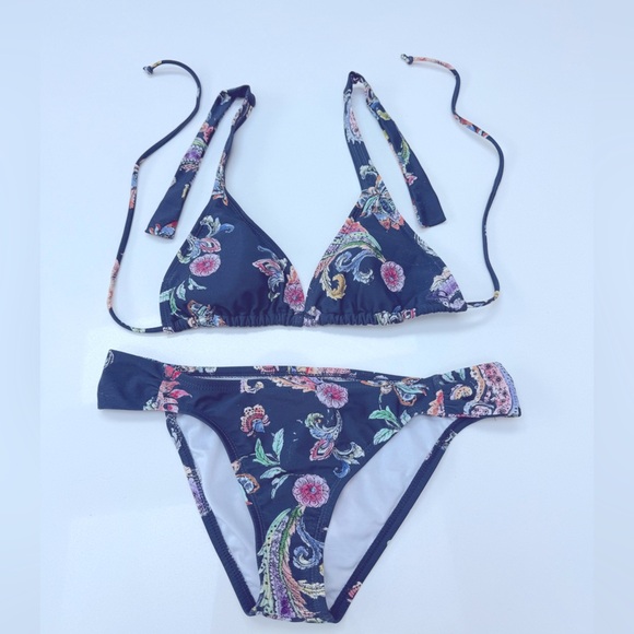 O’Neill Teeny Bikini, NWOT. - Picture 1 of 10